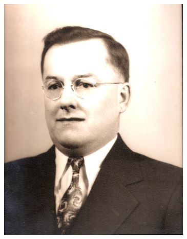 1940.. - Wilfred (Bapop) Wiegand - formal.jpg